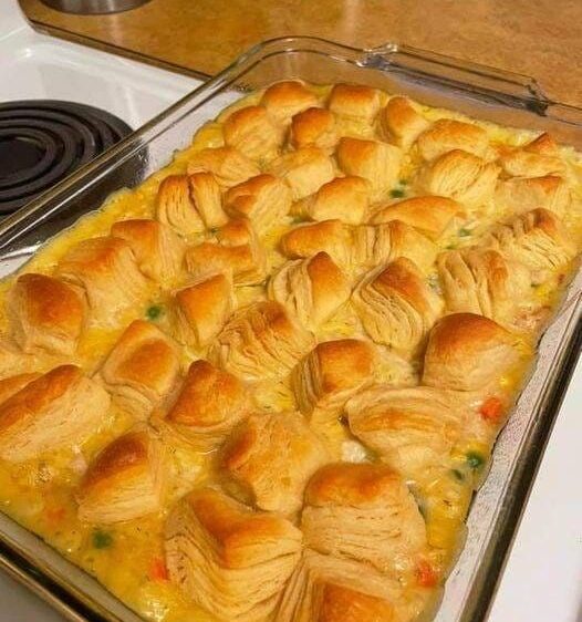 CHICKEN POT PIE BAKE