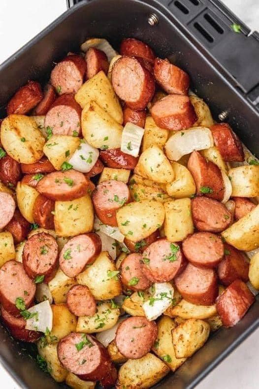 Air Fryer Sausage and Potatoes Dinner: A Quick and Flavorful Delight