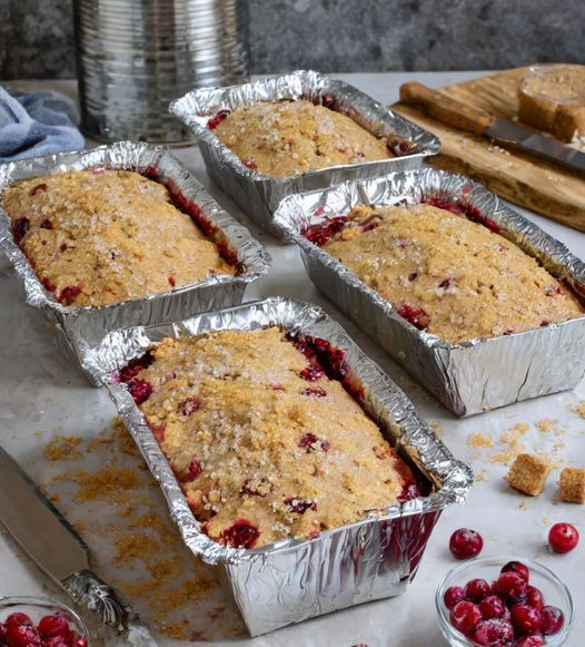 Cranberry Bread with Brown Sugar Crumble