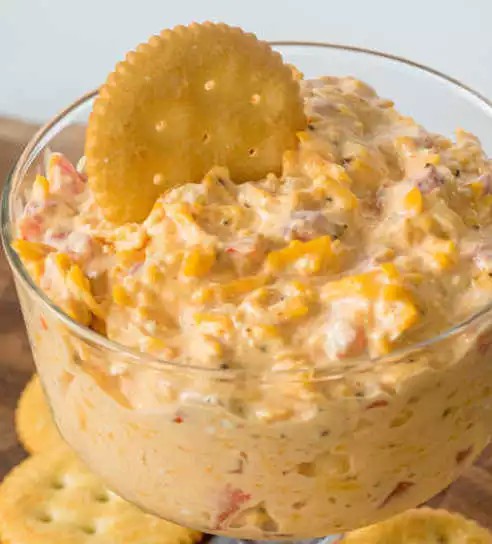 Southern Pimento Cheesehttps://foodie.freewarecn.com/southern-pimento-cheese/?fbclid=IwY2xjawHWQvdleHRuA2FlbQIxMAABHQSTjNYOgXoKWbhTnHBuCqSFZ6KOYC94lpM_-GzXLRlNXrApozG7c-9Euw_aem_JzgS0HpxYIIKjDjz7ZSKcA#:~:text=Southern%20Pimento%20Cheese%20Recipe,with%20your%20Facebook%20friends