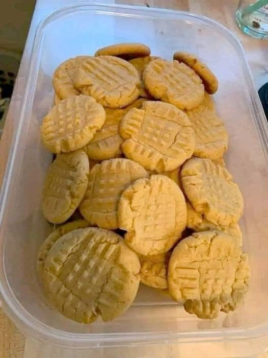 My Favorite Peanut Butter Cookies