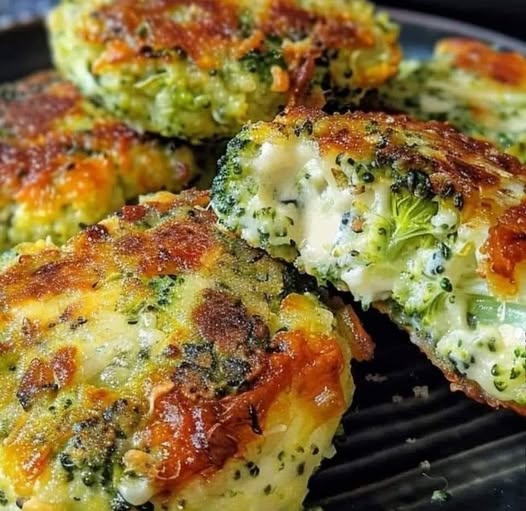 Broccoli Cheese Patties💛😍 I love this quick & easy recipe and it’s a treat for beginners