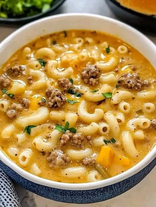 One-Pot Macaroni Cheeseburger Soup