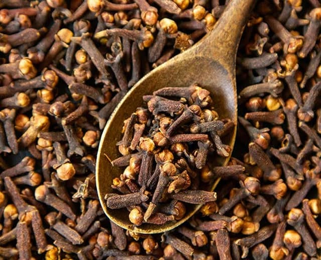 Benefits Of Drinking Clove Tea