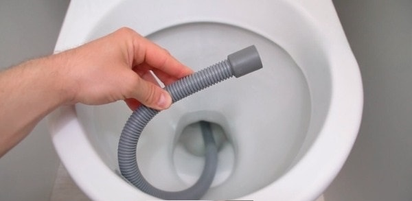 3 Easy Tips to Unblock Toilets Naturally